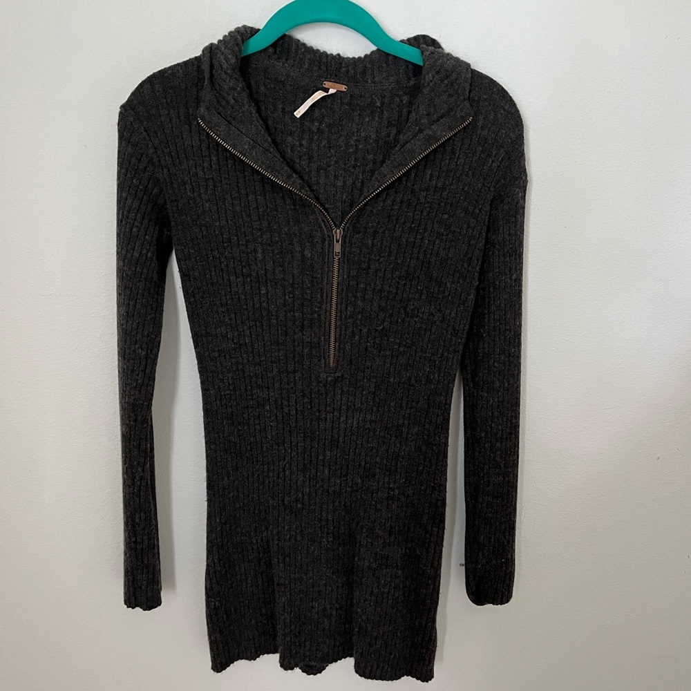 Free People grey wool sweater Medium